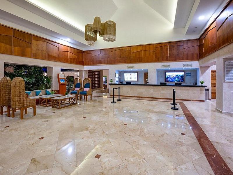 Hall dell'edificio principale del resort