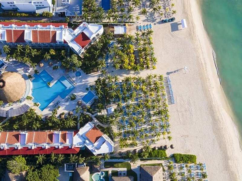 Vista dall'alto della spiaggia privata