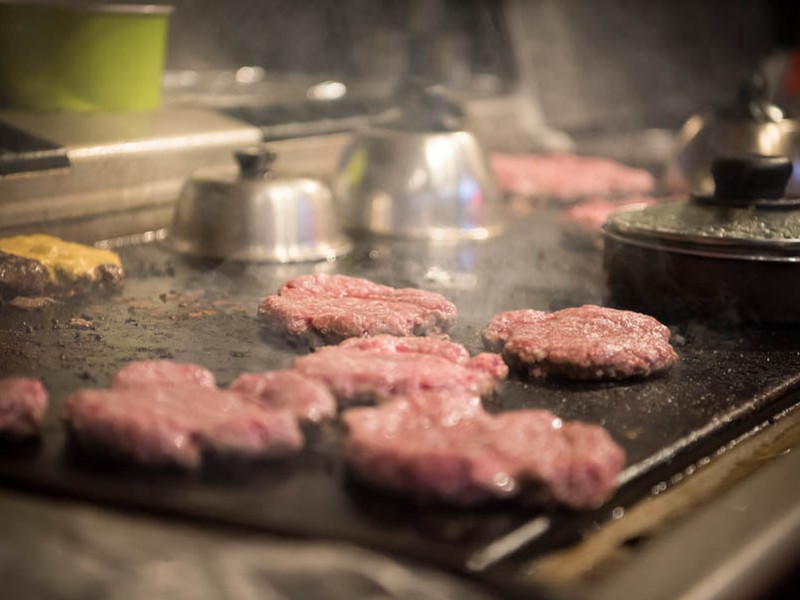 Burger sulla griglia