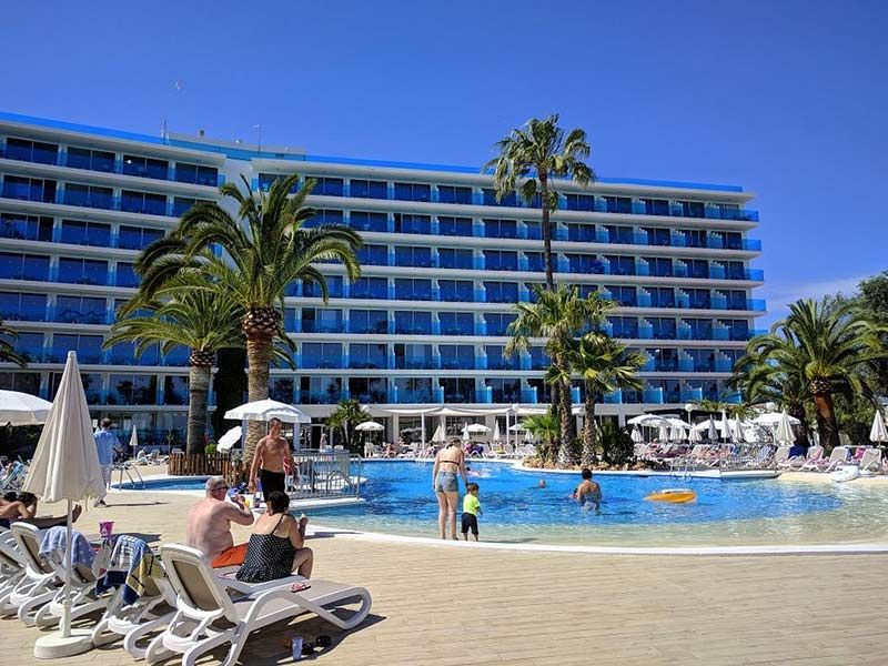 Piscina accessibile in carrozzina