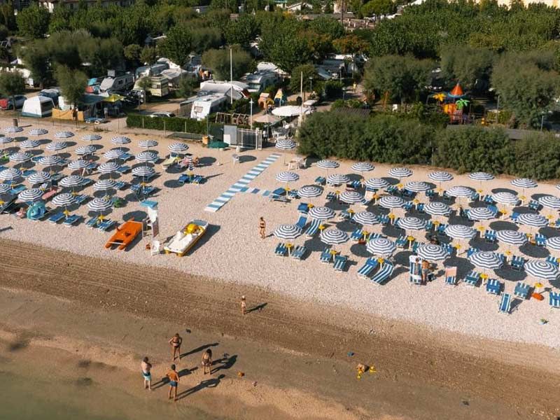 Vista dall'alto della spiaggia accessibile, Porto Sant'Elpidio